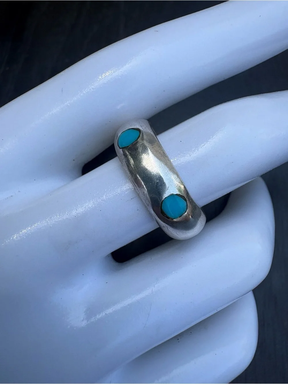 Mexico Sterling Silver Ring with Turquoise Inlay - Size 7.75